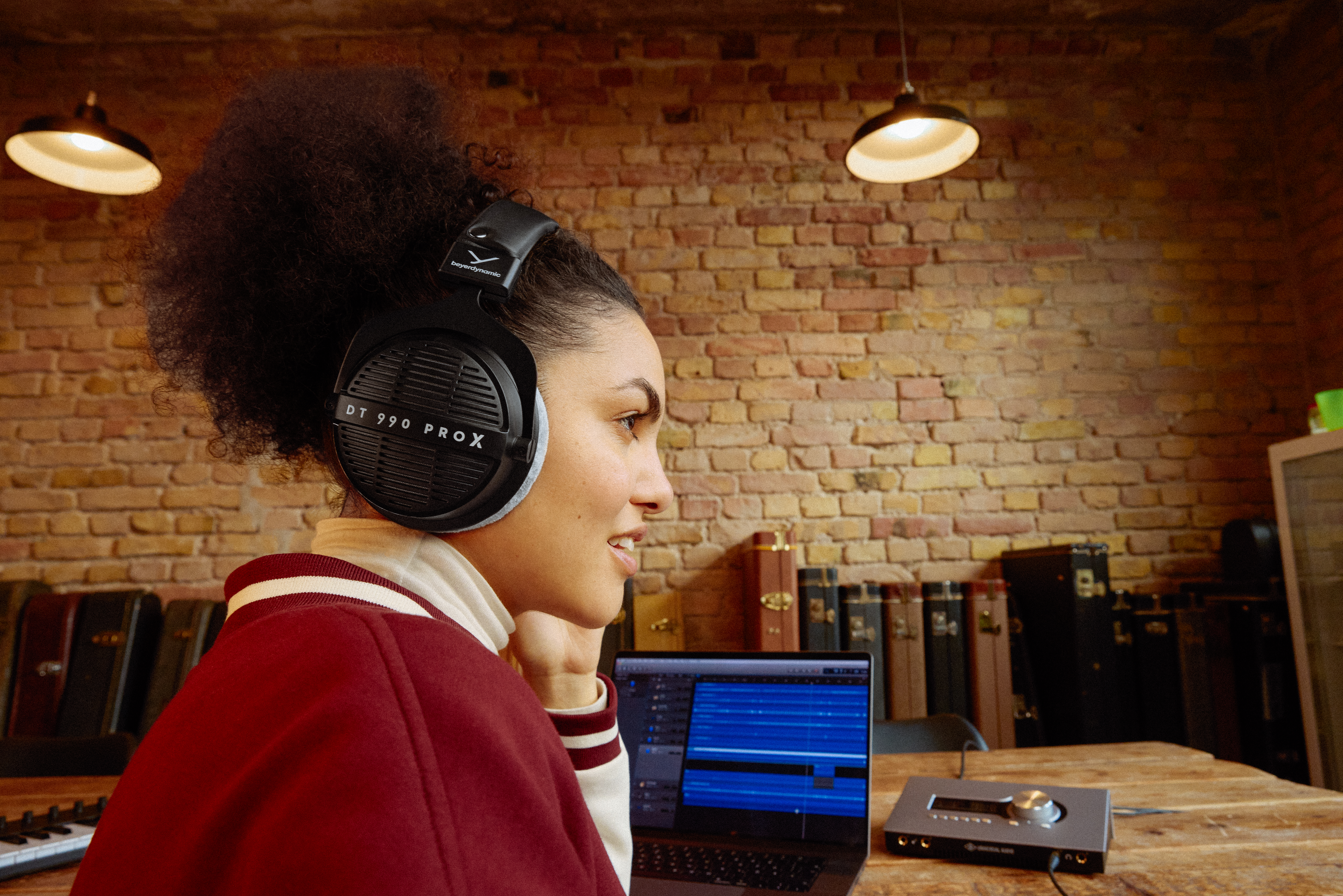 Beyerdynamic DT 990 PRO X lansert