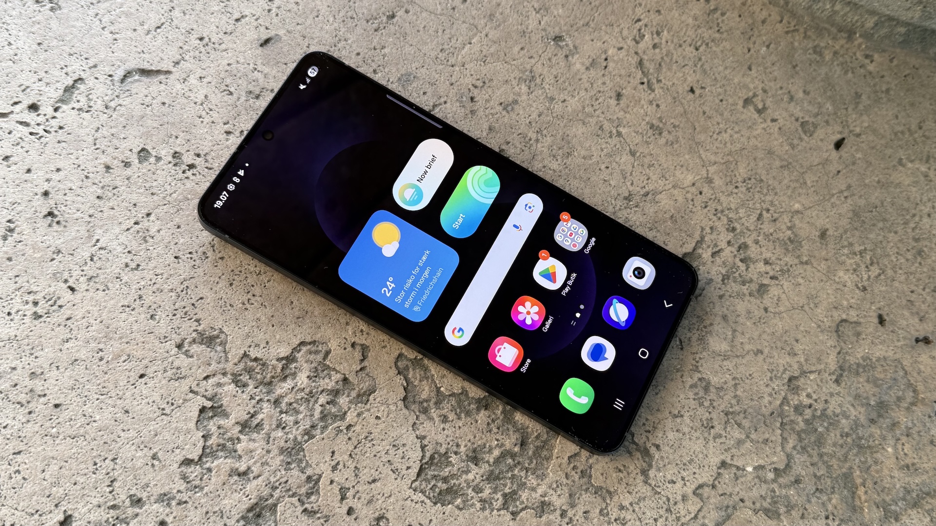 Samsung Galaxy S25 Edge 1 Samsung Galaxy S25 Edge