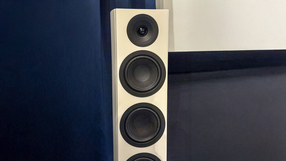 System Audio Silverback 40.2 DS 6 Silvarback 40.2 DS GeirNordby