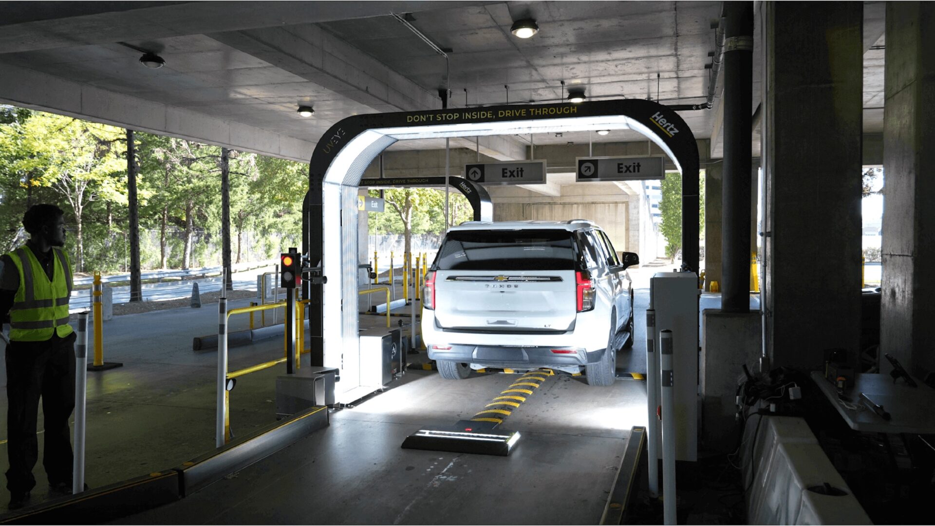 KI-skanner sendte Hertz-kunde en regning på 440 dollar for en ripe på 2,5 centimeter