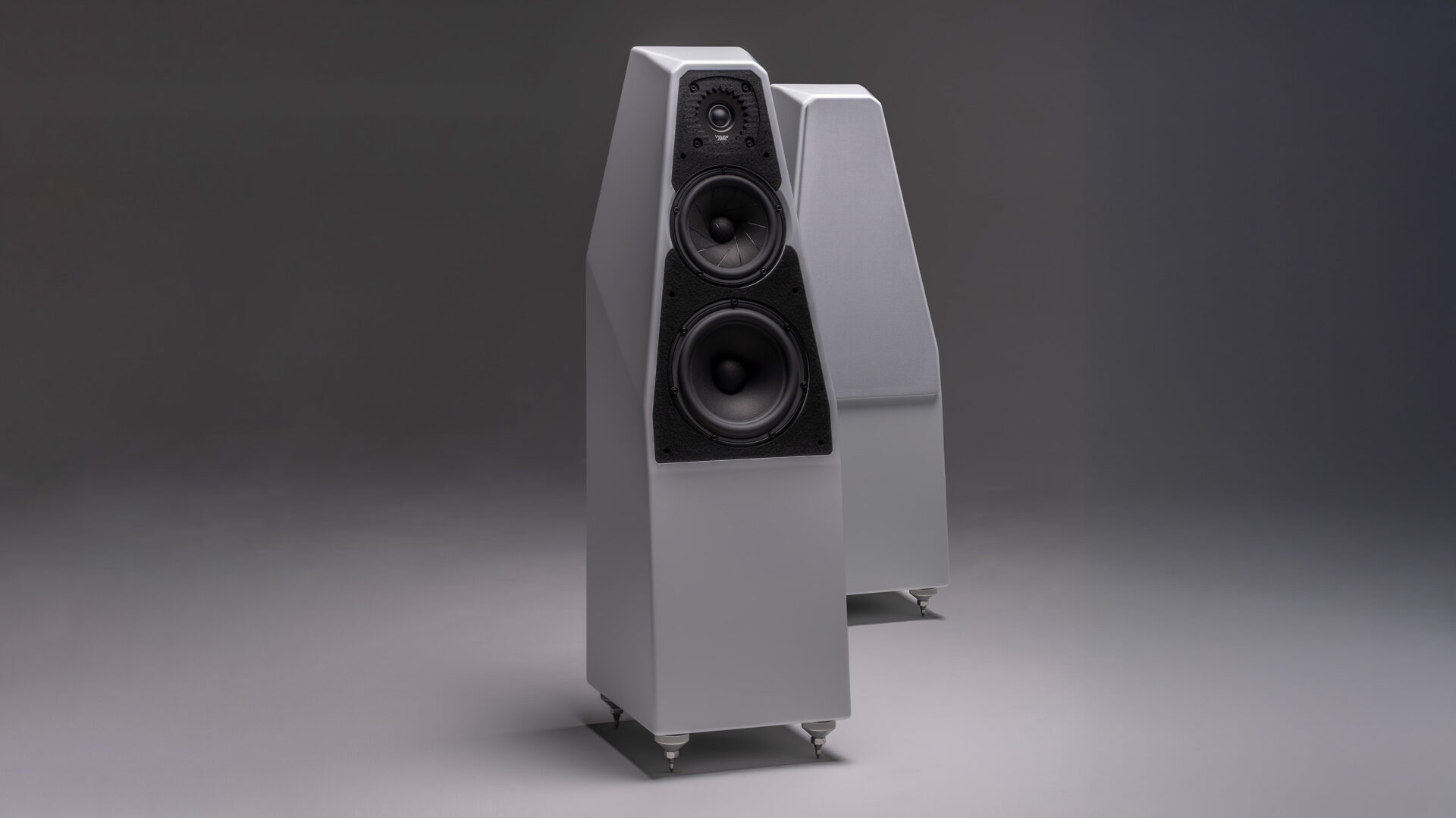 Sabrina V: Kompakt high-end fra Wilson