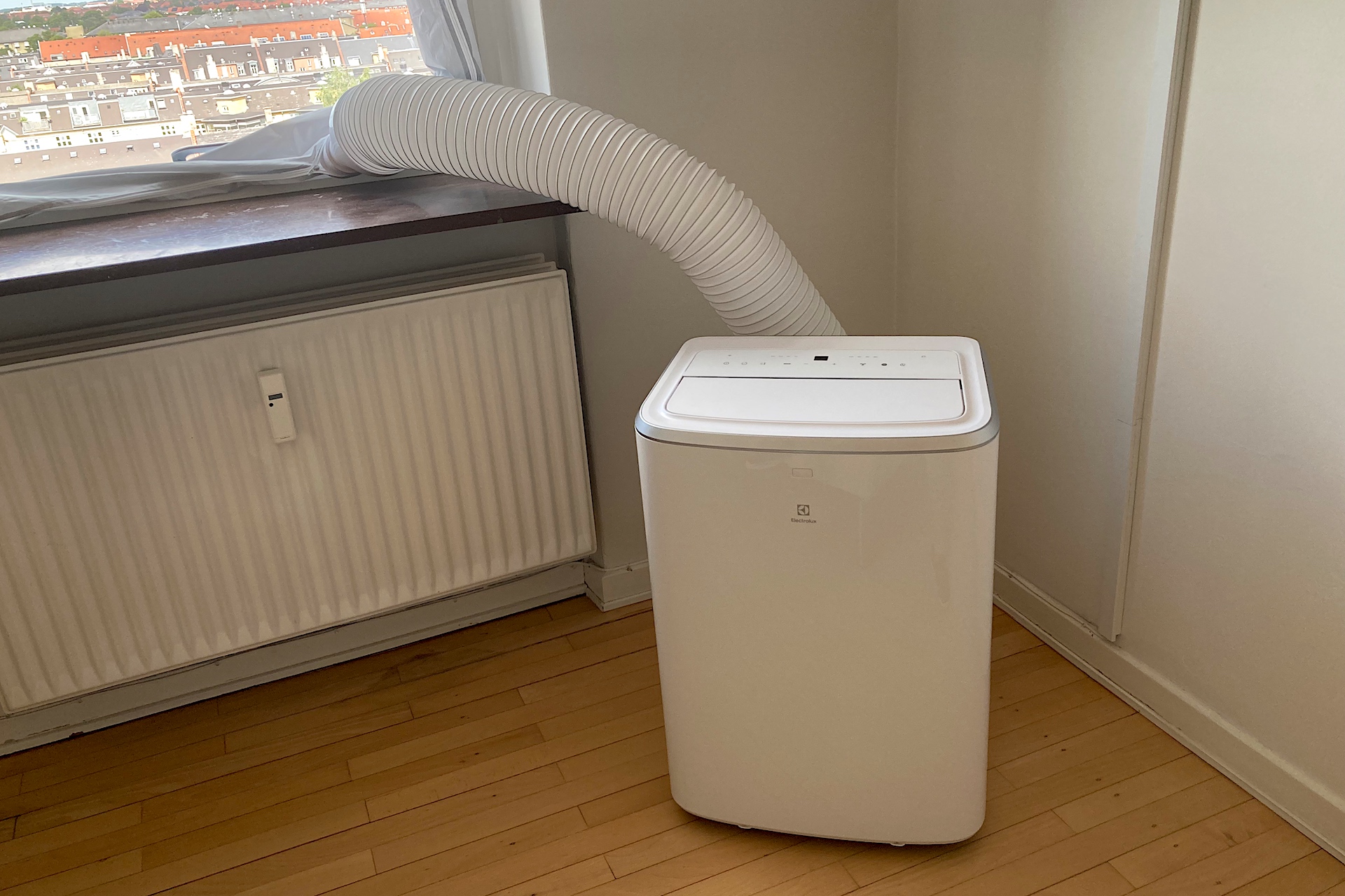 Electrolux Comfort 600 BTU 12000 (EXP34U339CW) 3 Electrolux Comfort 600 BTU 12000 (EXP34U339CW) 3