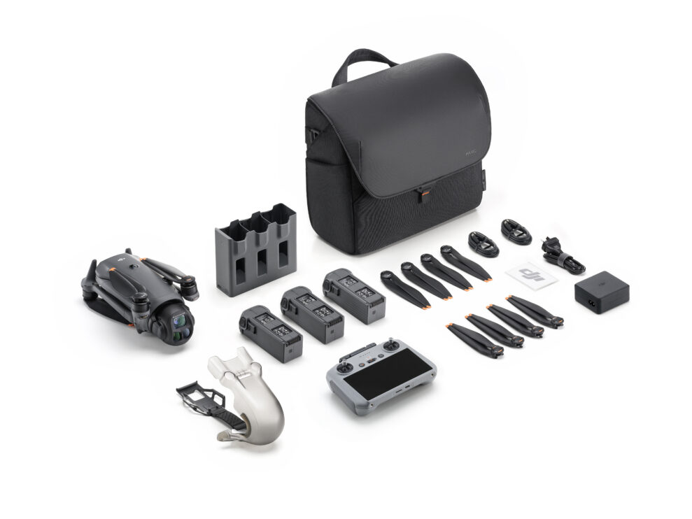 DJI Mavic 4 Pro Fly More Combo 4