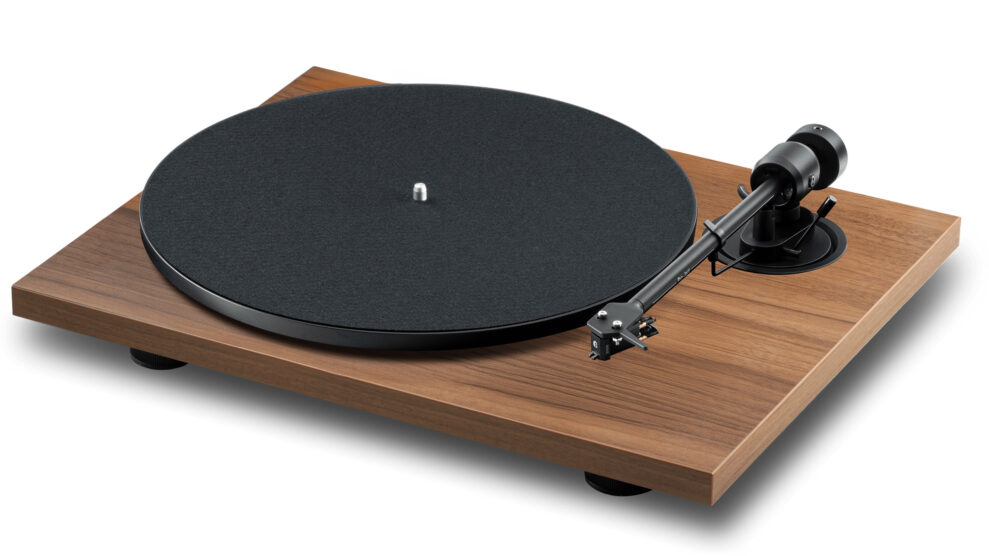 Pro-Ject E1.2 platespiller: - Enkelt er det beste 1 E1.2-Wood-side