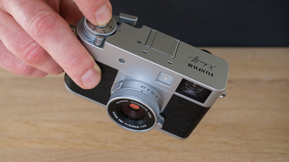 Fujifilm XHalf_2