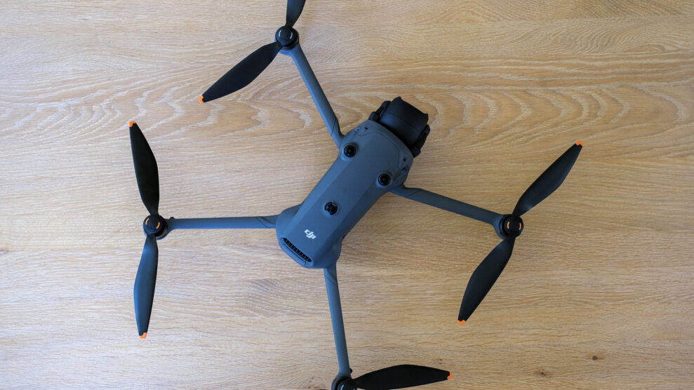 DJI Mavic 4 Pro Fly More Combo 7