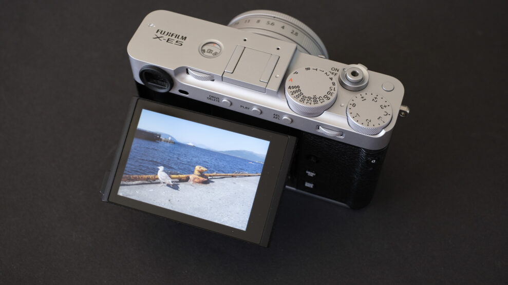 Fujifilm X-E5 6