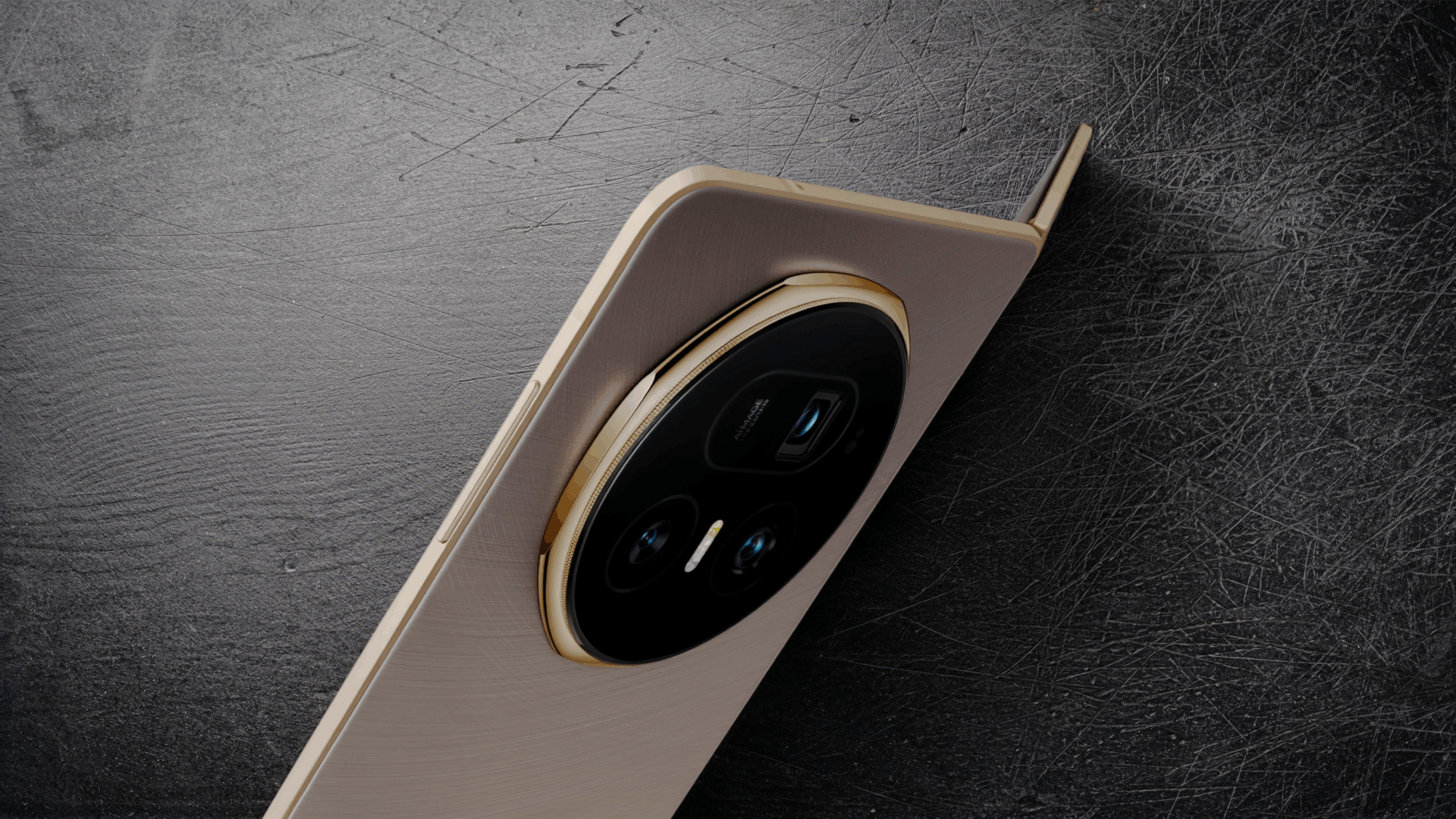 Honor lanserer Magic V5 i Norden