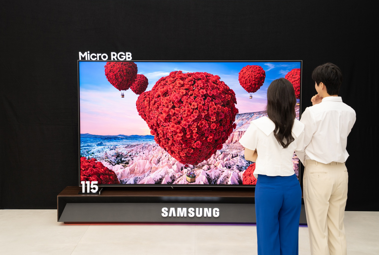 Samsung lanserer verdens første Micro RGB TV 2 Samsung lanserer verdens første Micro RGB TV 2