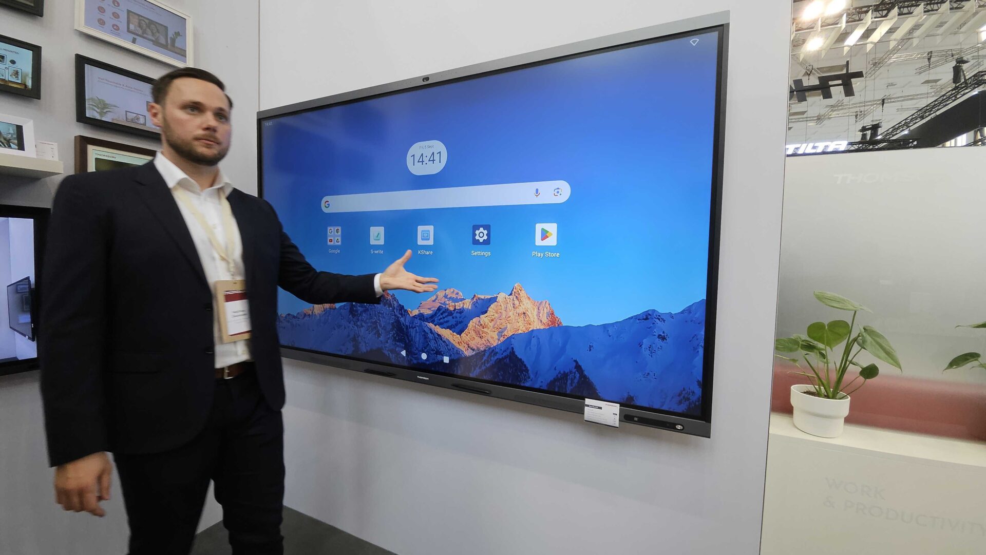 IFA 2025: Thomson viser «Europas minste» QLED-TV 5