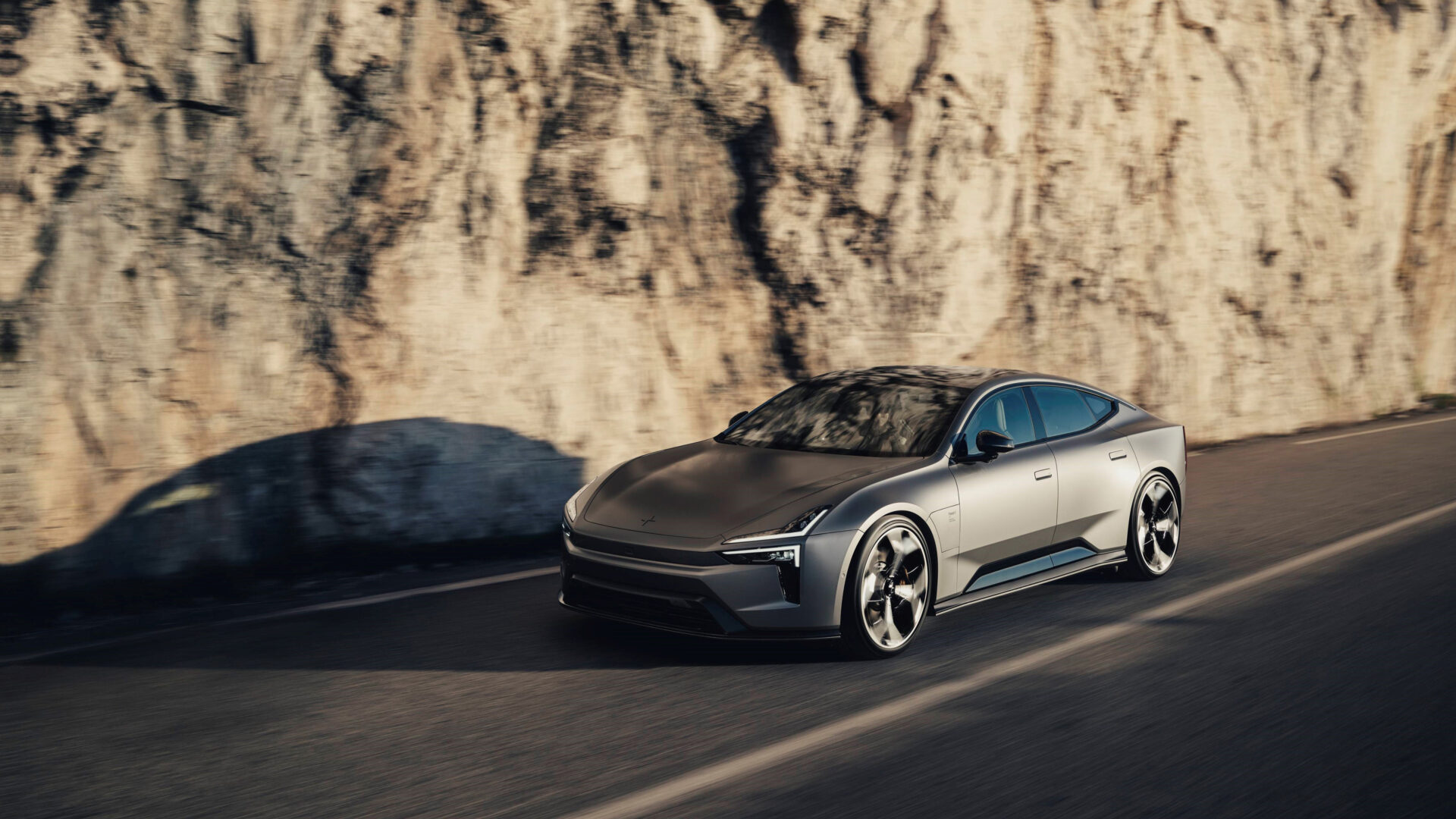 Polestar 5: Elektrisk Grand Tourer med superkrefter