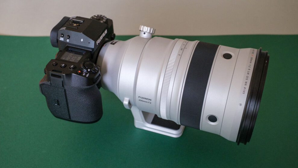 Fujifilm XF 200mm F2 R LM WR 3 Fujifilm XF 200mm F2 R LM WR 3