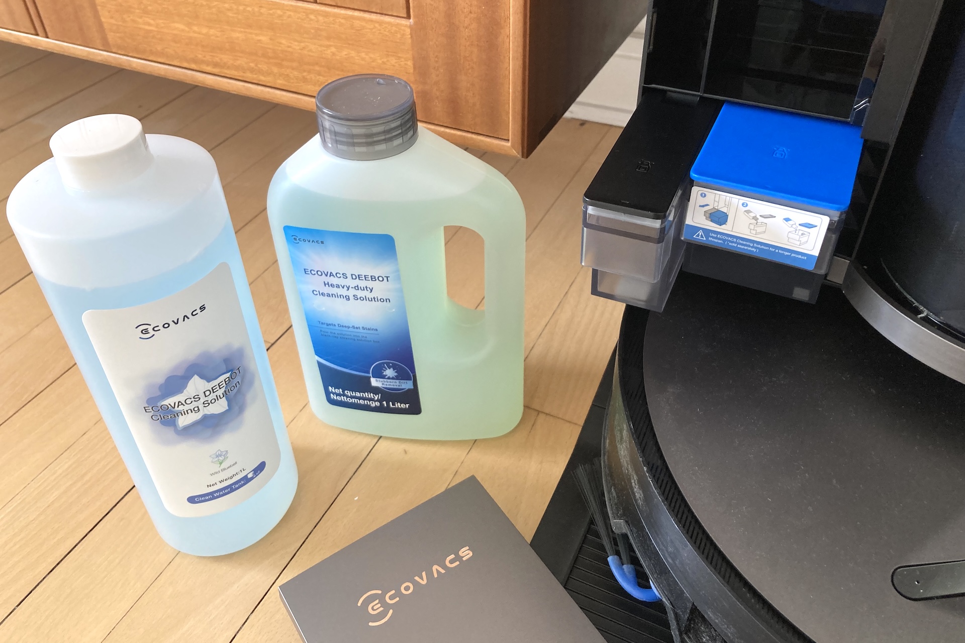 Ecovacs Deebot X11 OmniCyclone 3 Ecovacs Deebot X11 OmniCyclone 3
