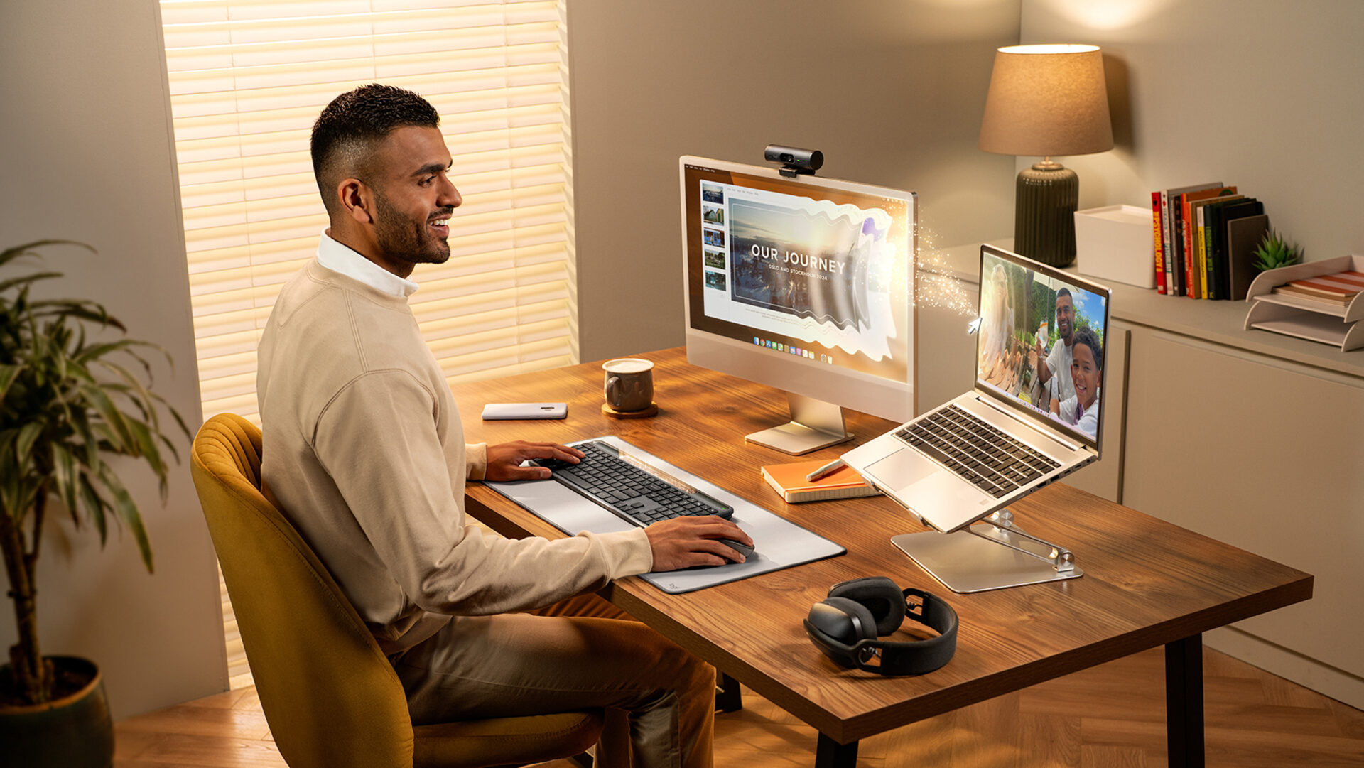 Logitech Signature Slim Solar K980 trenger aldri å lades