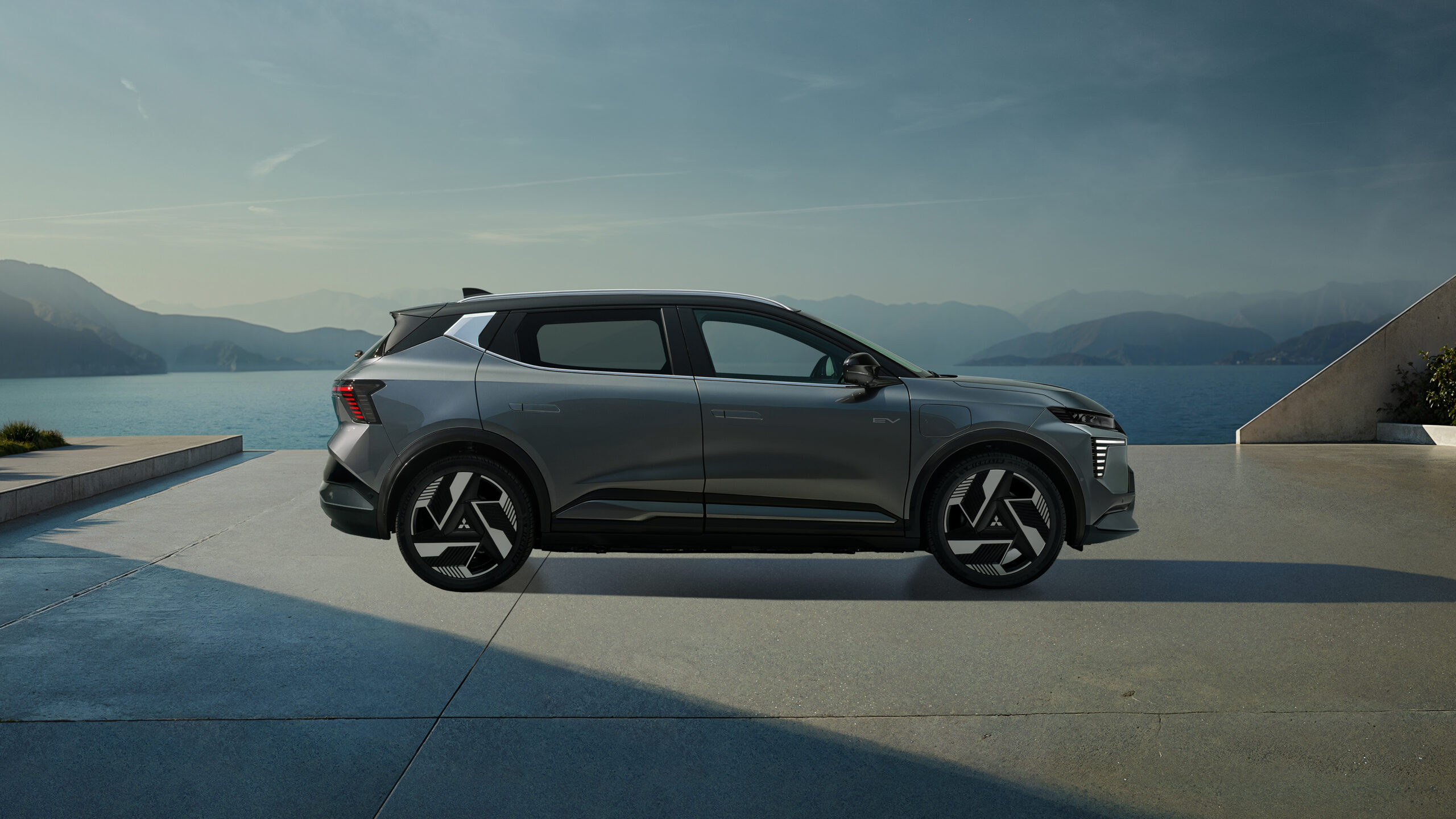 Mitsubishi Eclipse Cross: Lang rekkevidde og mye teknologi 2 Mitsubishi Eclipse Cross_004