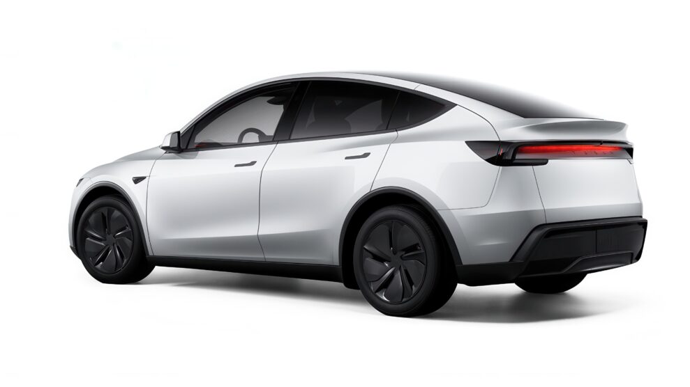 Nye Tesla Model Y Performance: Mer premium, høyere fart 5 Nye Tesla Model Y hvit