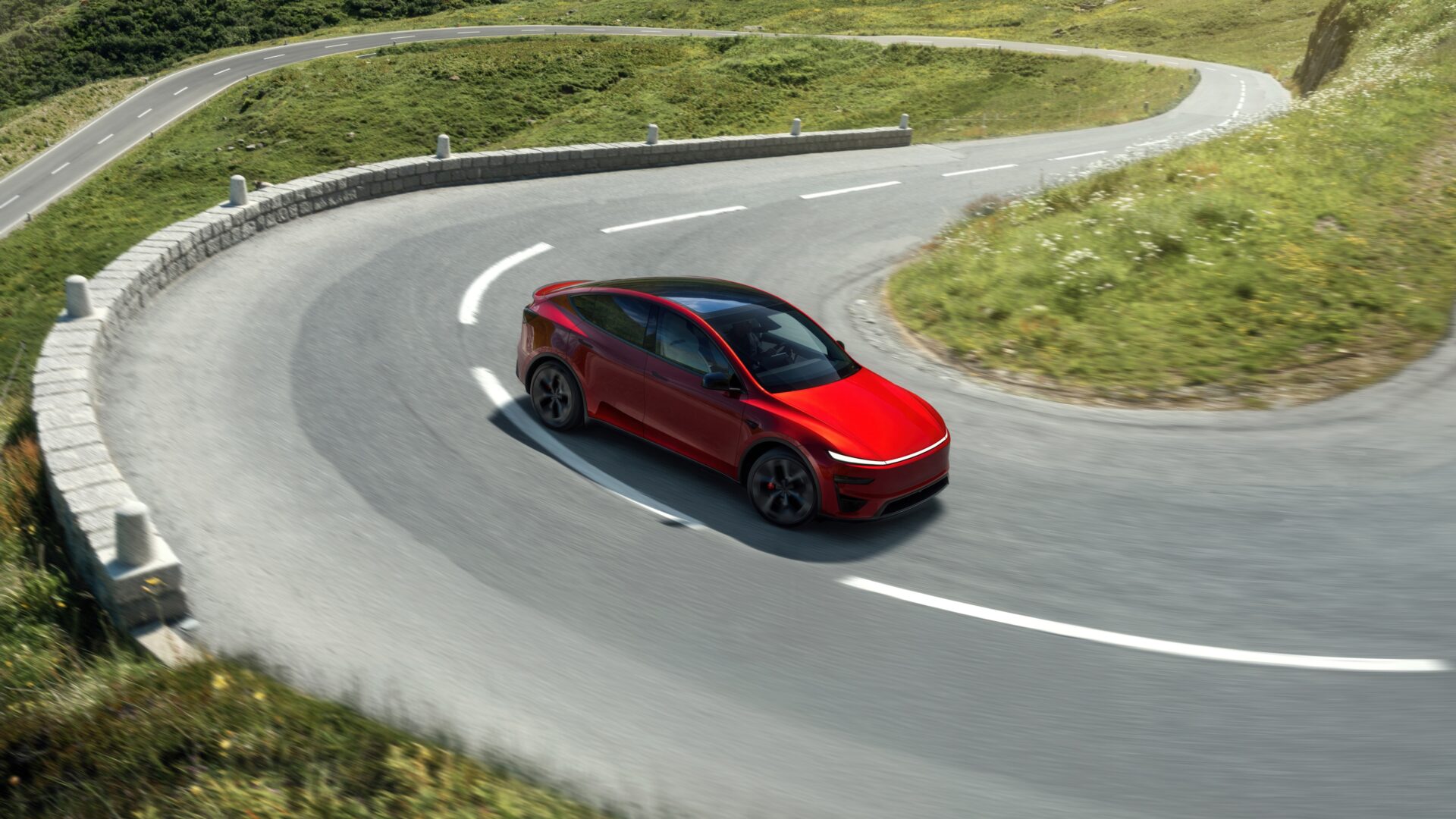 Nye Tesla Model Y Performance: Mer premium, høyere fart