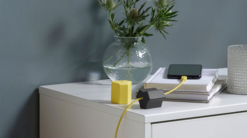 Hurtiglading: Superraske Kina mot trauste Vesten - hvem har rett? 4 iphone nightstand charging