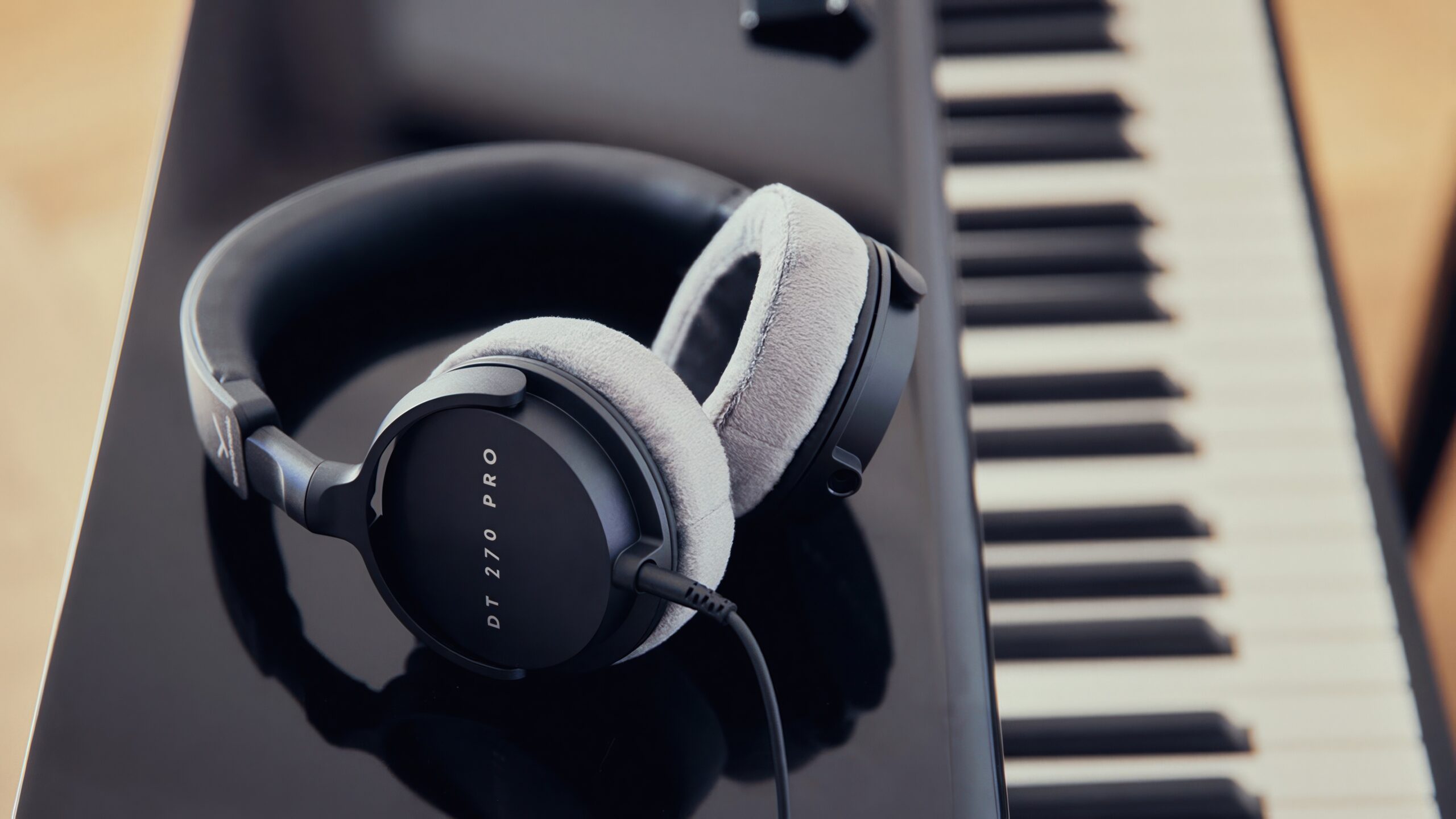 DT 270 PRO: Beyerdynamic gir studiolyd på farten 4 Beyerdynamic DT 270 Pro lifestyle 4