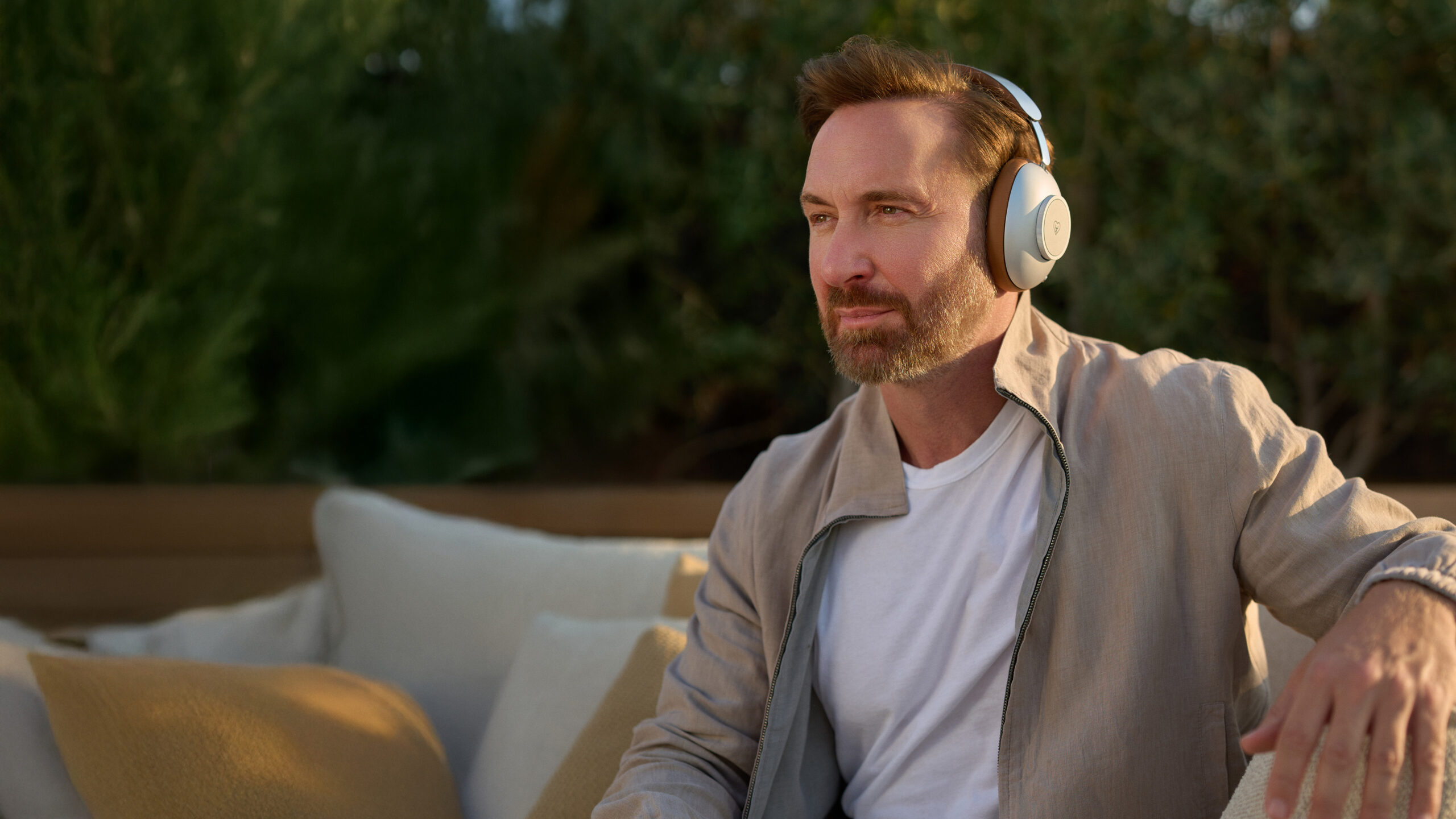 Loewe Leo: Trådløse hodetelefoner til luksuspris 4 Loewe Leo Headphones_David Guetta