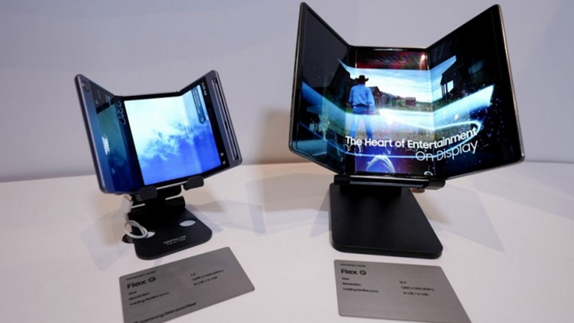 Samsung viser dobbelt brettbar mobil på messe