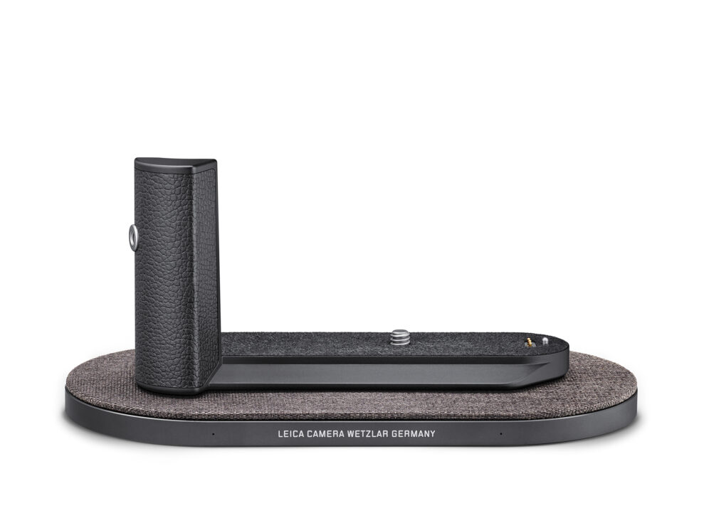 19697_Leica_handgrip_with_pad_HG-DC1_Monochrom_LoRes 19697_Leica_handgrip_with_pad_HG-DC1_Monochrom_LoRes