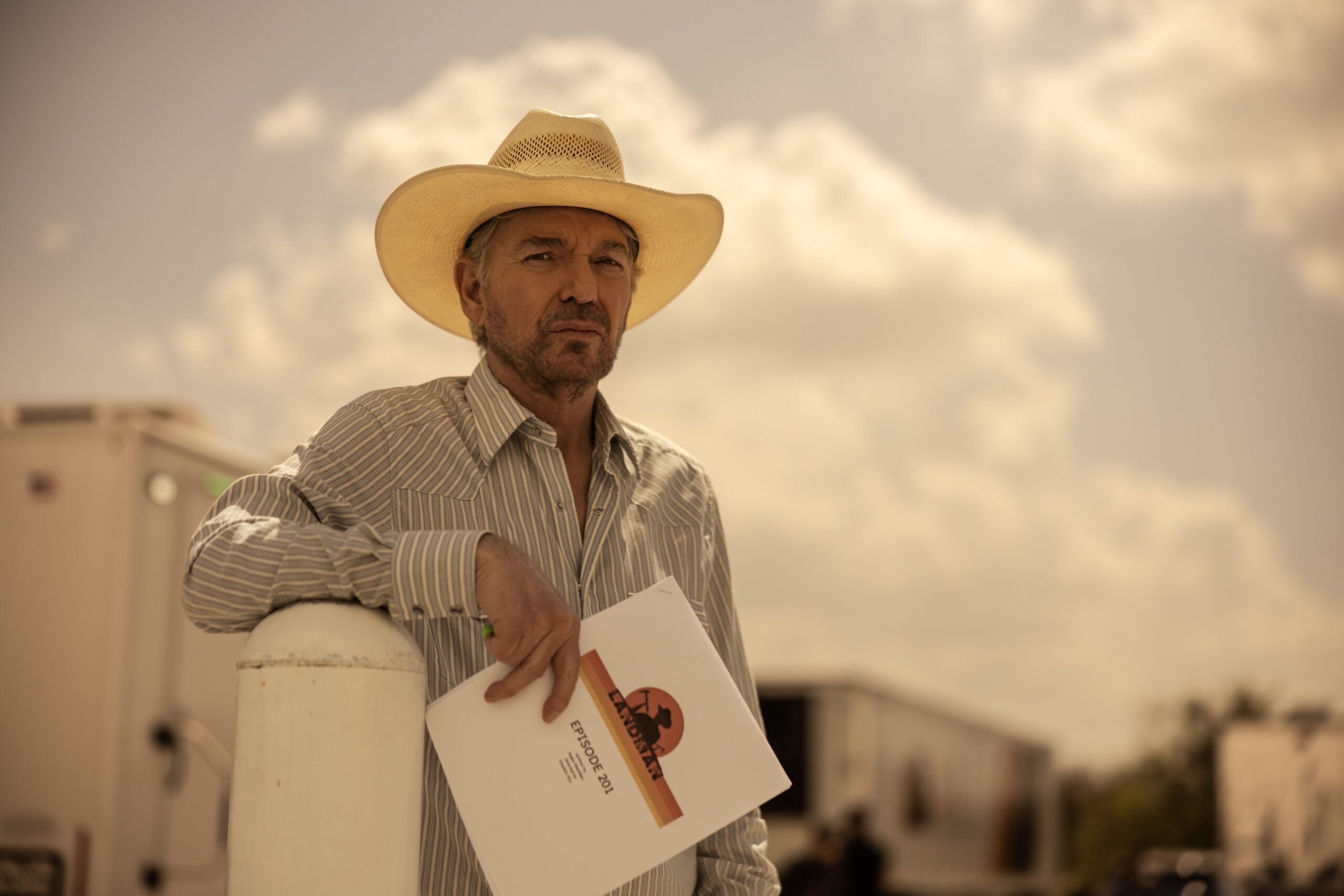 Landman, sesong 2, eps. 1-2 3 Landman, sesong 2, eps. 1-2 3