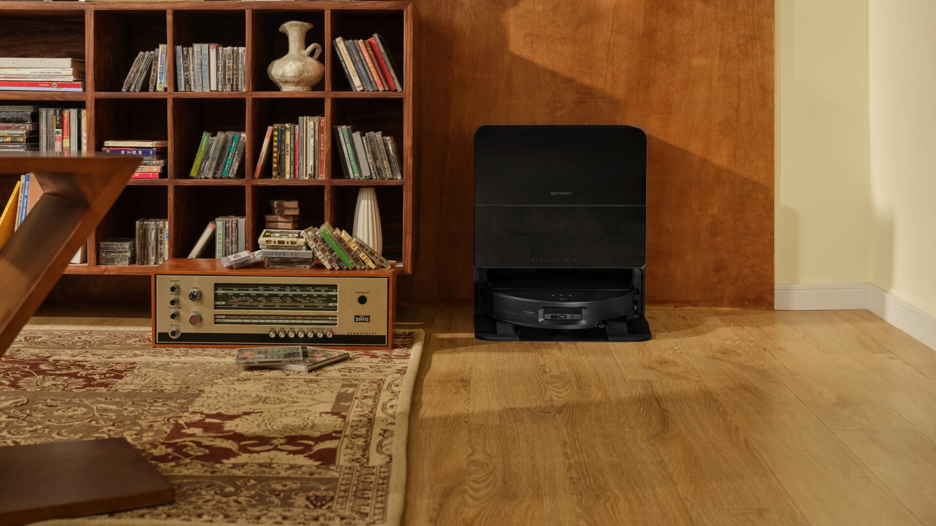 Black Week 2025: De beste robotstøvsugerne og robotgressklipperne til rabatterte priser