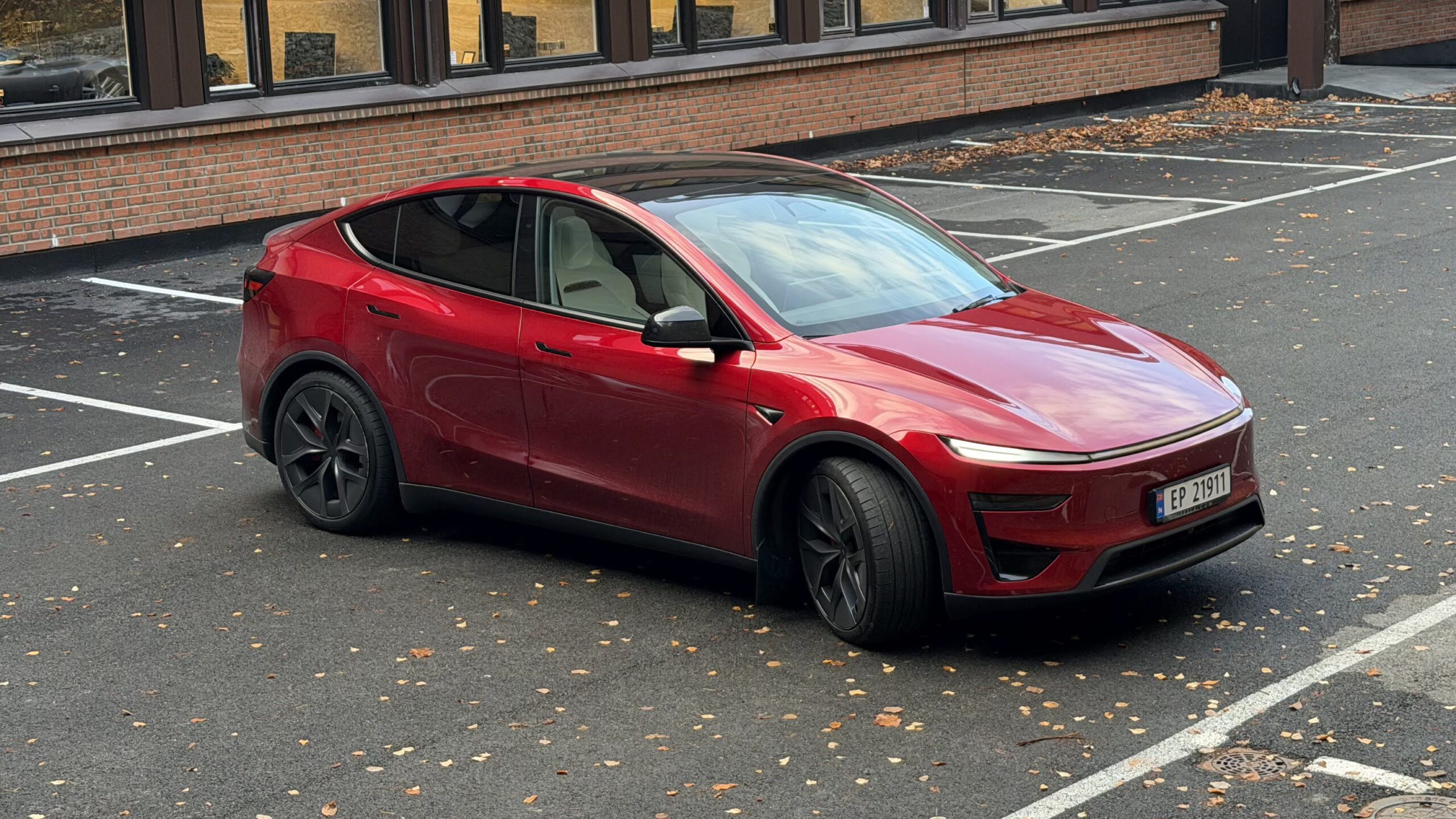 Tesla Model Y Performance 2025 geirnordby 2