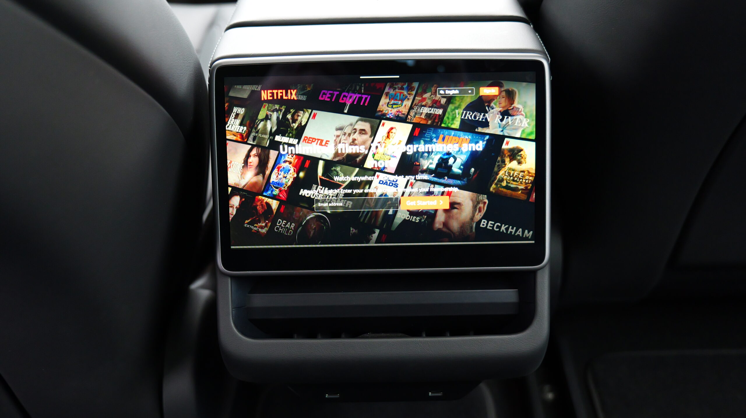 Tesla Model Y Performance (2025) 3 Tesla Model Y Performance (2025) 1