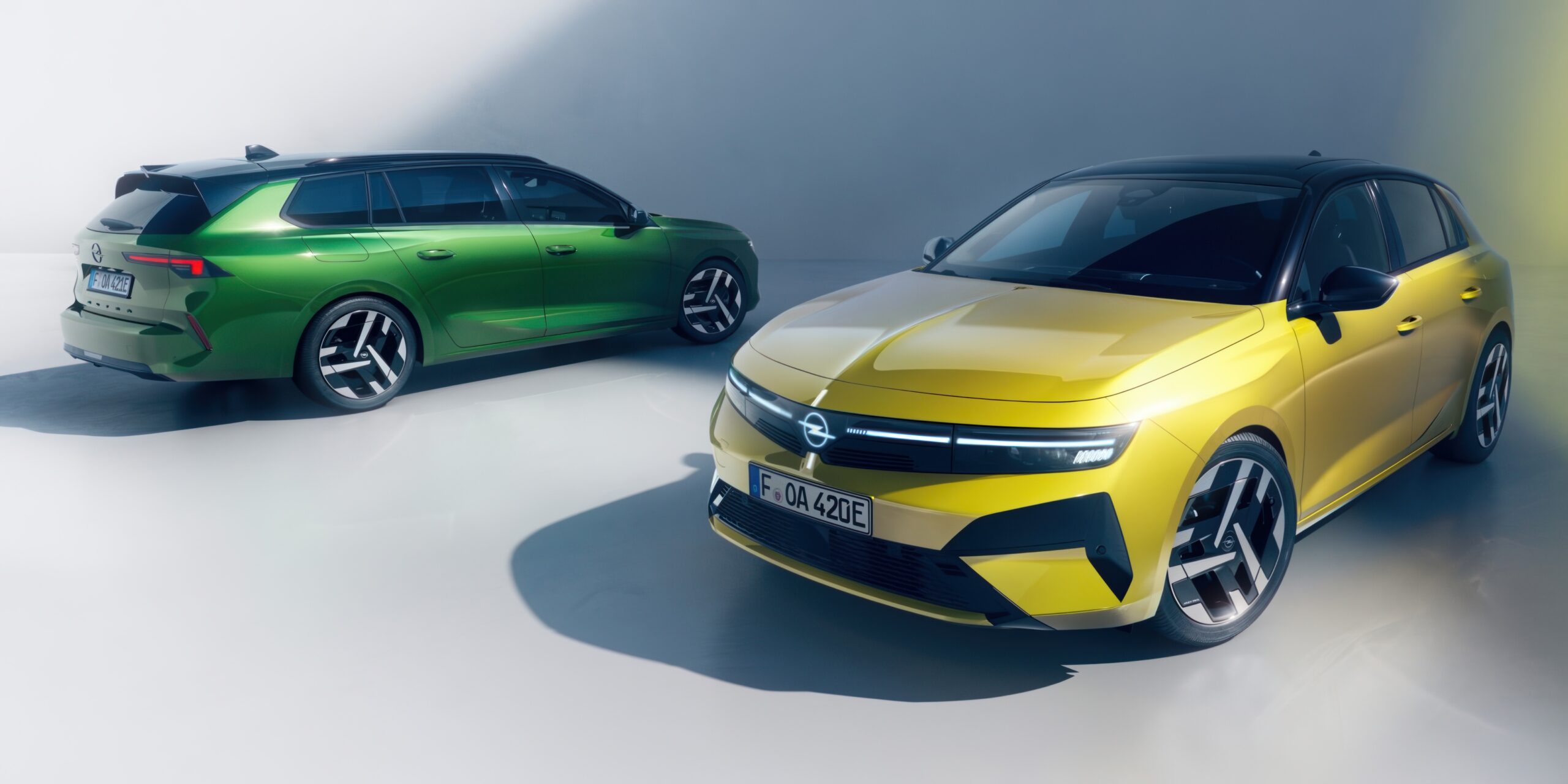 Opel Astra Electric facelift: Elbilen som laddar din elcykel 4 New-Opel-Astra-Electric_1