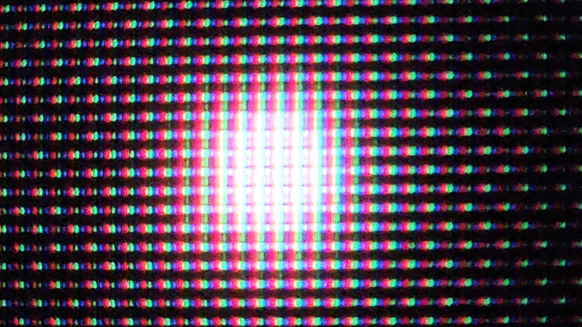 Samsung Micro RGB (MR95F) 3