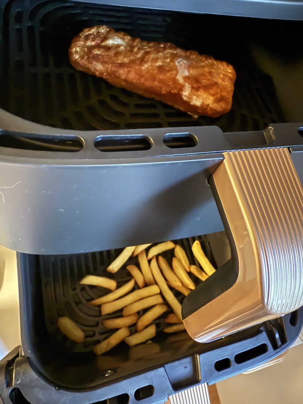 cosori-tower-fish-chips