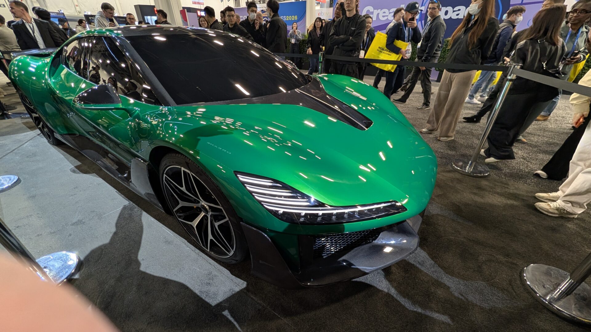 CES 2026: Støvsuger-gigant utfordrer Tesla