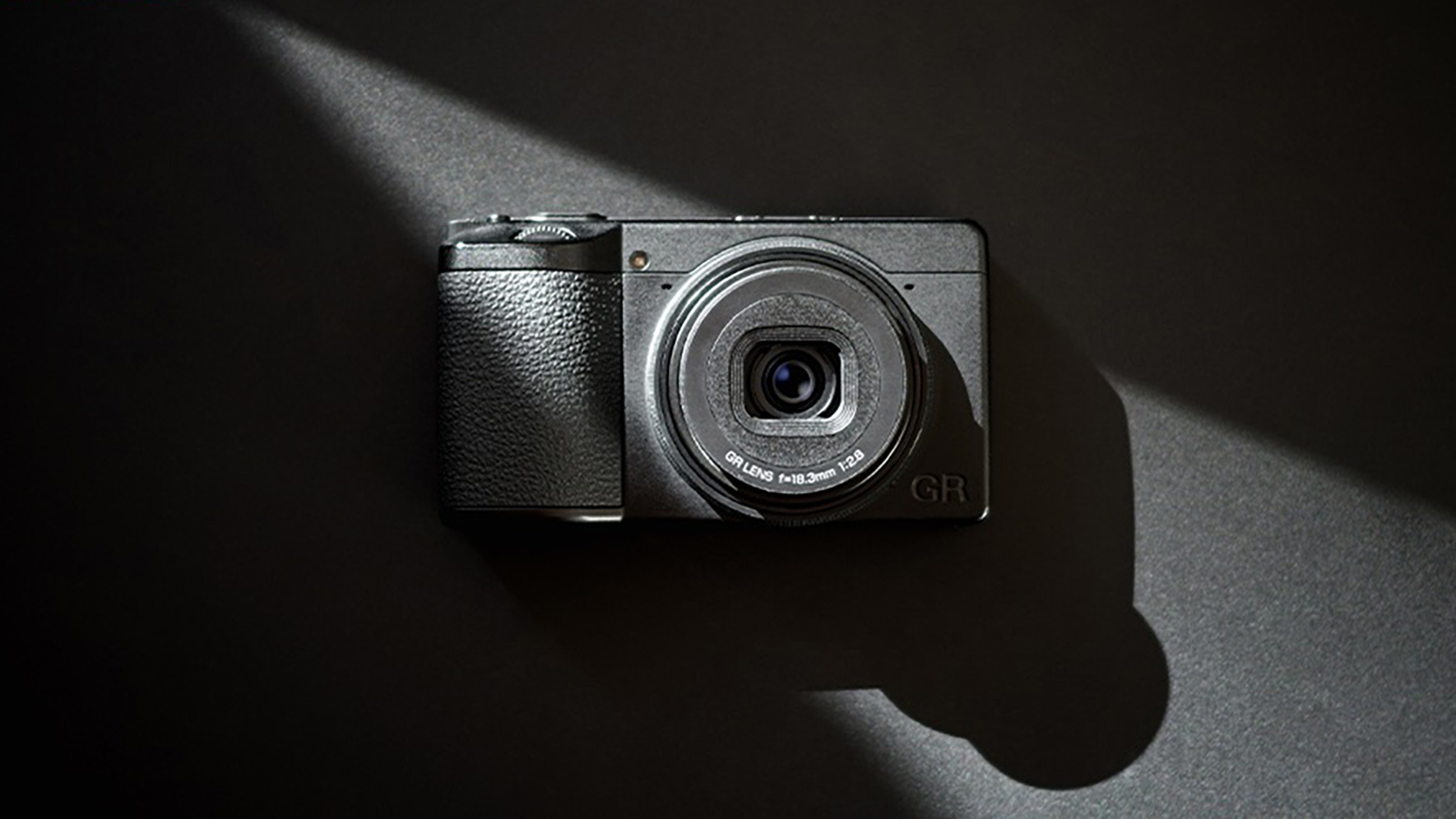Ricoh GR IV Monochrome lansert