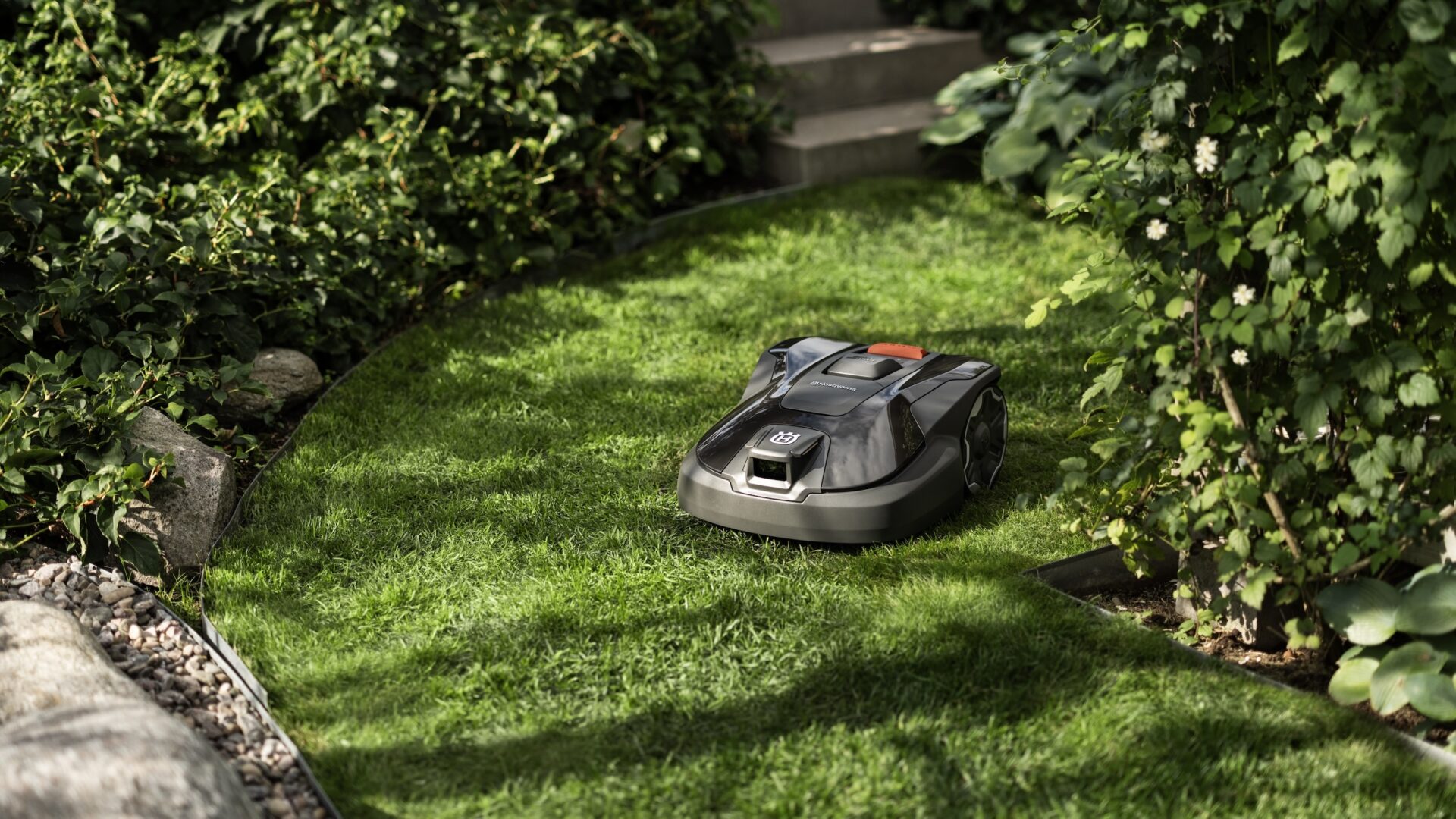 Nå har alle råd til en robotgressklipper fra Husqvarna