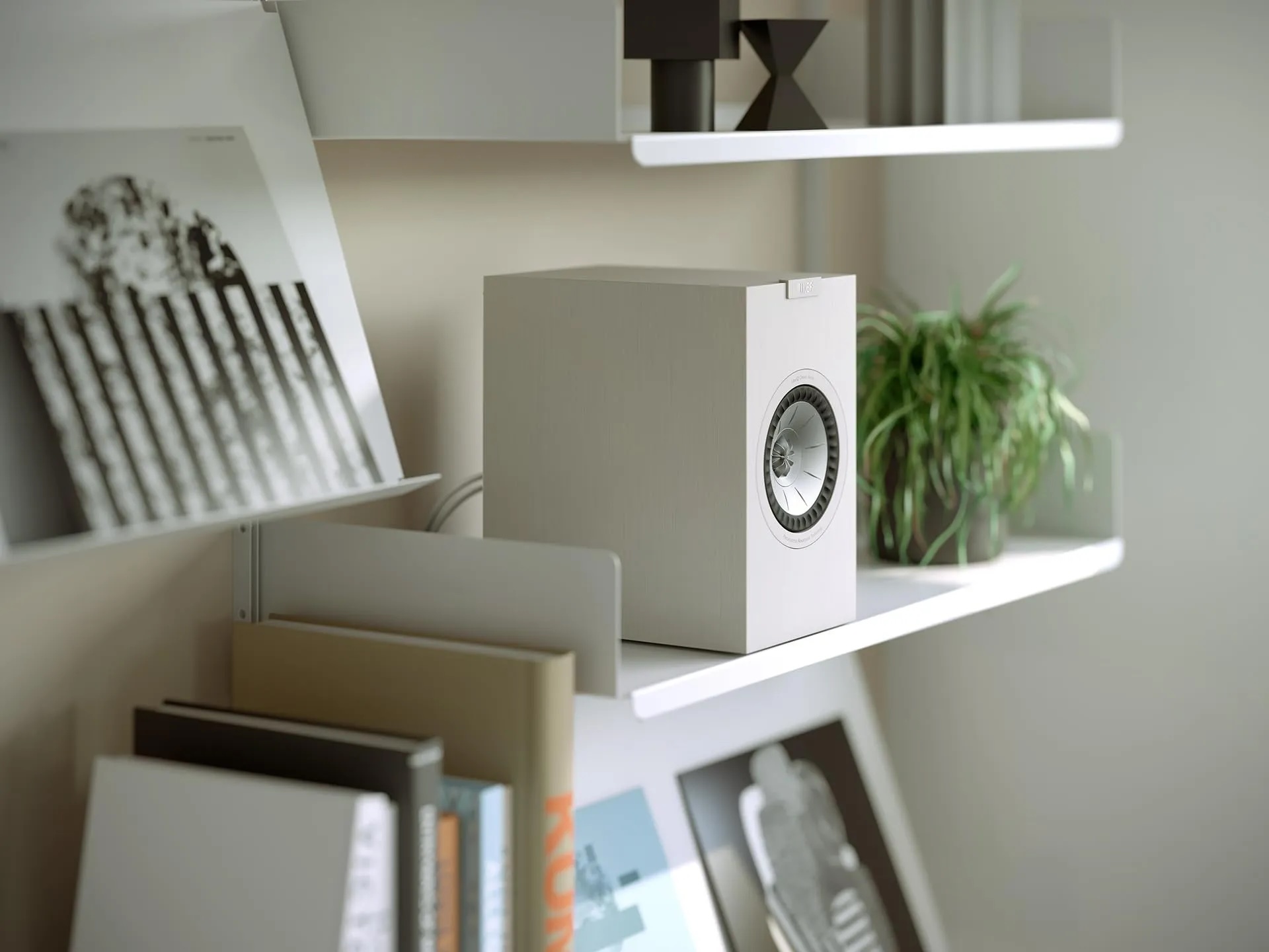 KEF Q3 Meta