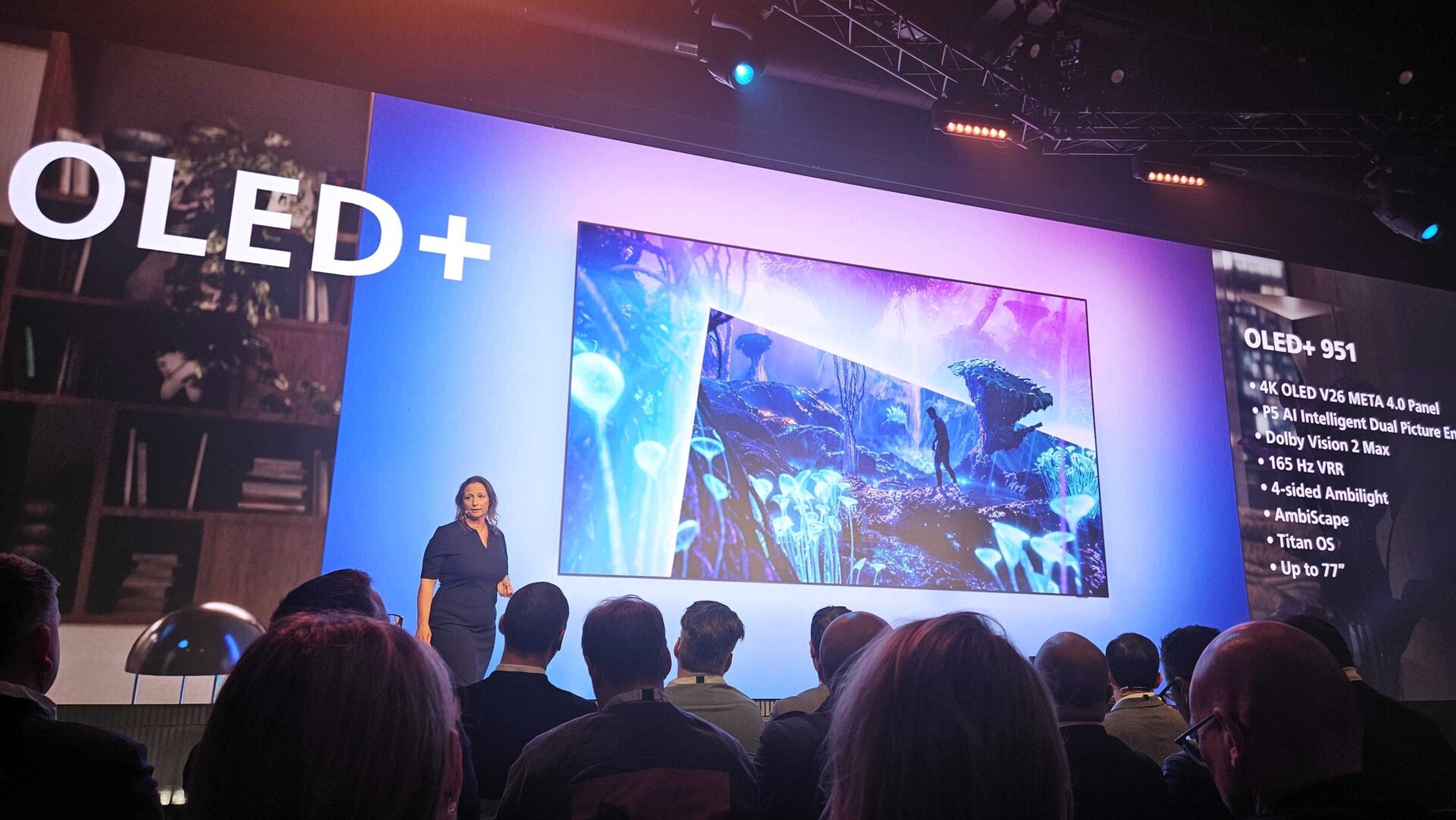 Philips OLED+951 og OLED+911 med firesidig Ambilight og Dolby Vision Max