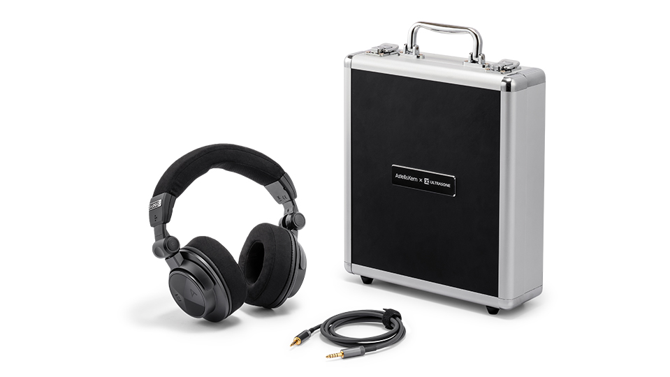 Astell&Kern Virtuoso 6 Astell&Kern Virtuoso w case