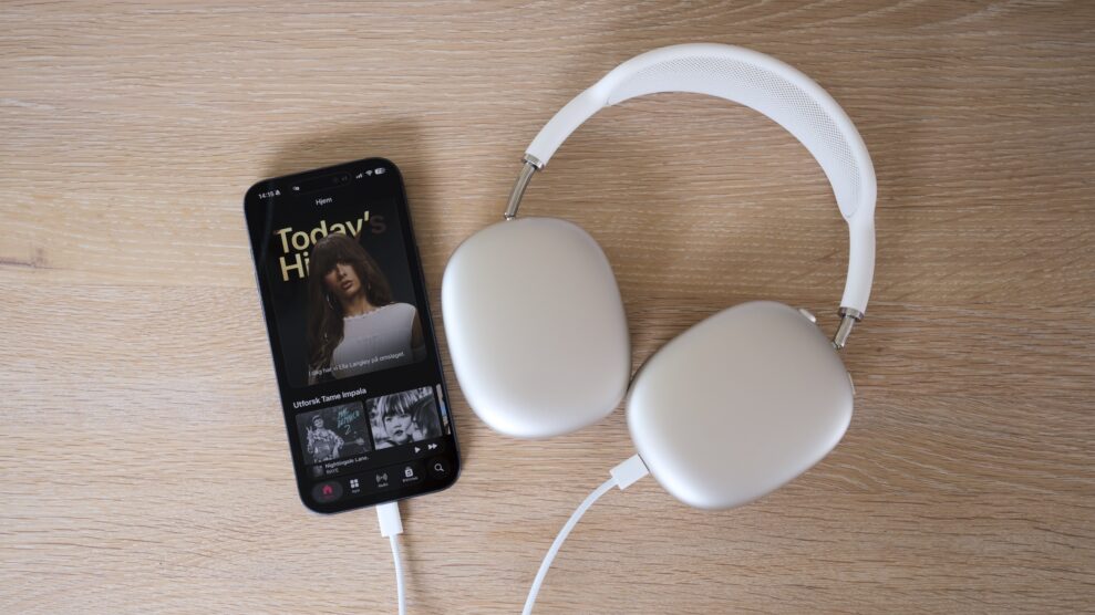 Apple AirPods Max 2