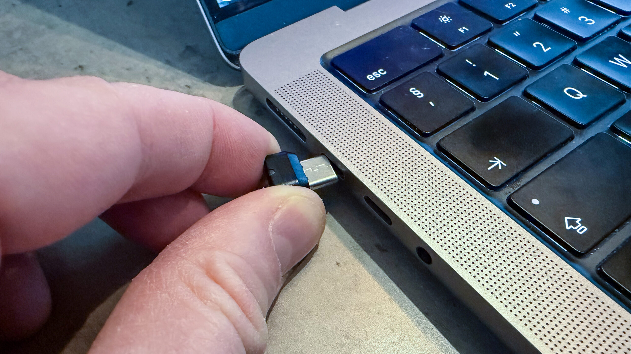 Jabra Evolve3 75 3 Jabra Evolve3 75 dongle GeirNordby