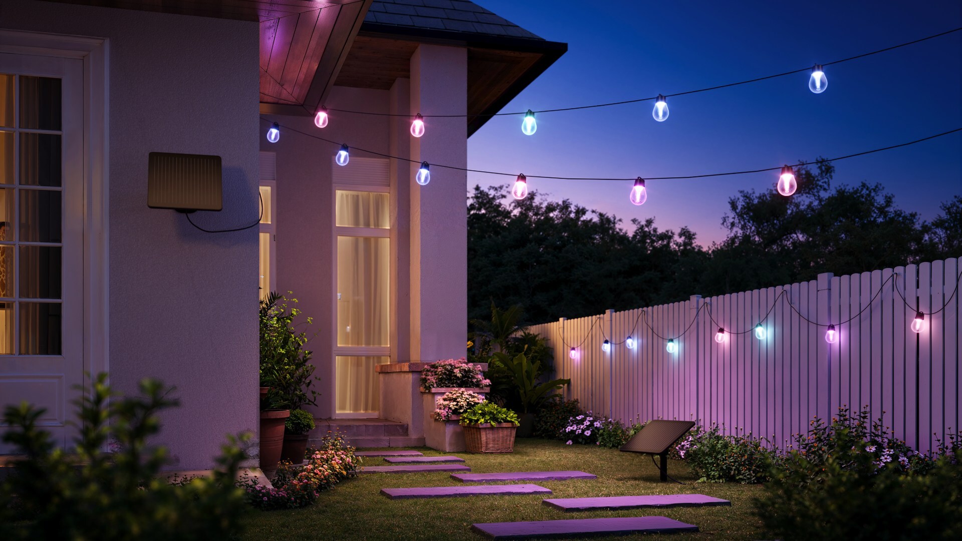 Govee Outdoor Solar String Lights sørger for belysningen i hagen