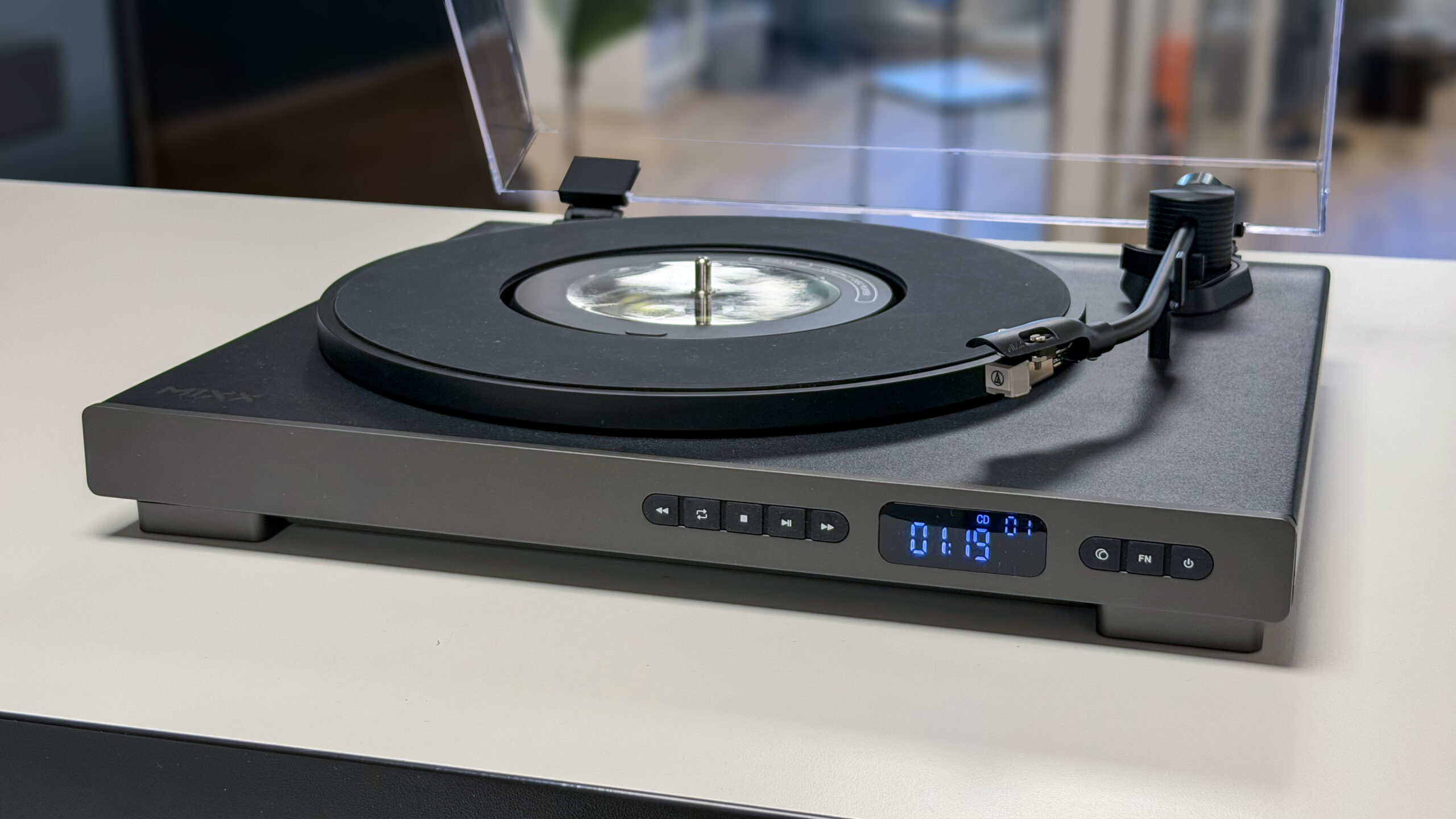 Mixx Analog Plus 2 Mixx-ANALOG_PLUS CD playing GeirNordby