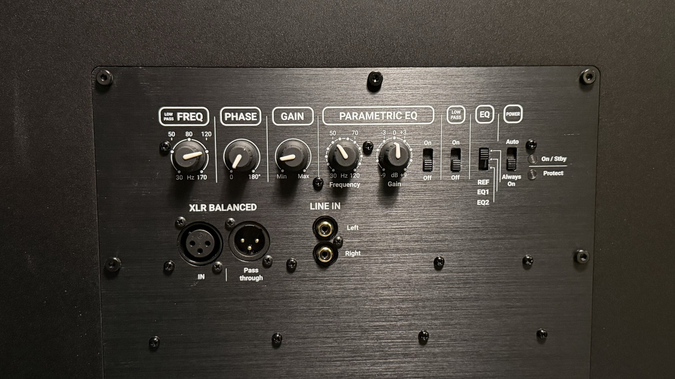 XTZ Cinema 2X12 Edge rear