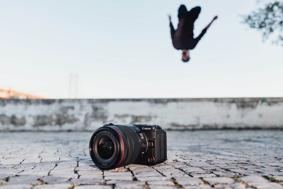 Canon EOS R6V lansert 1 Canon EOS R6 V med RF 20-50mm.