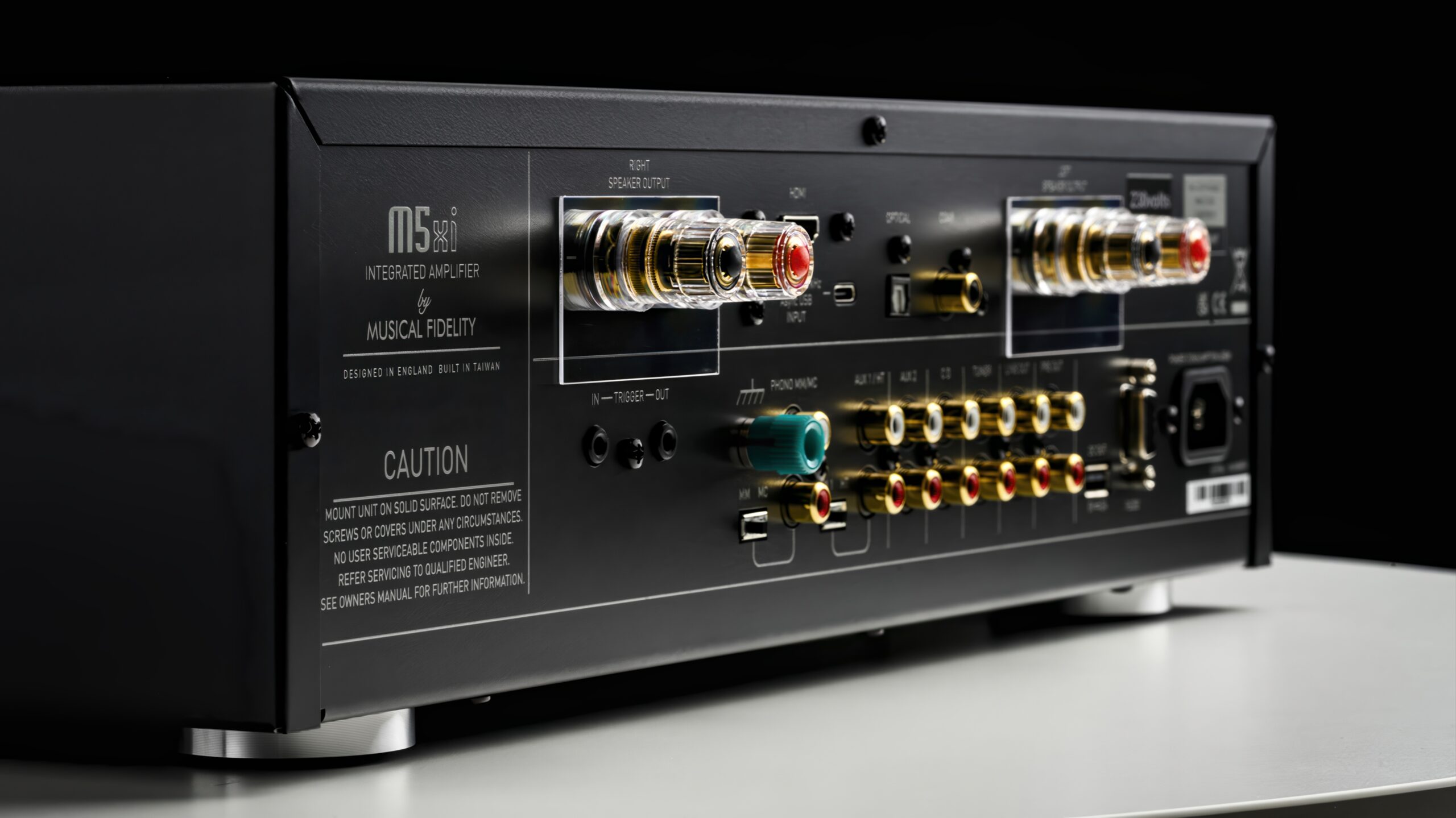 Musical Fidelity M5xi og M6xi: Stueklare forsterkere med HDMI 3 M5xi-4.jpg