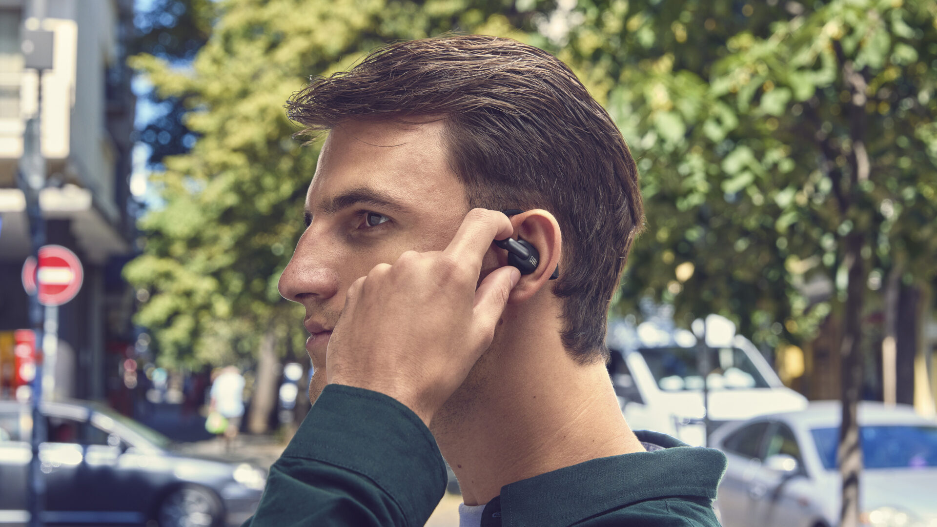 Seks åpne øretelefoner - sommeren 2026 7 6 open earphones 2026 SPREAD