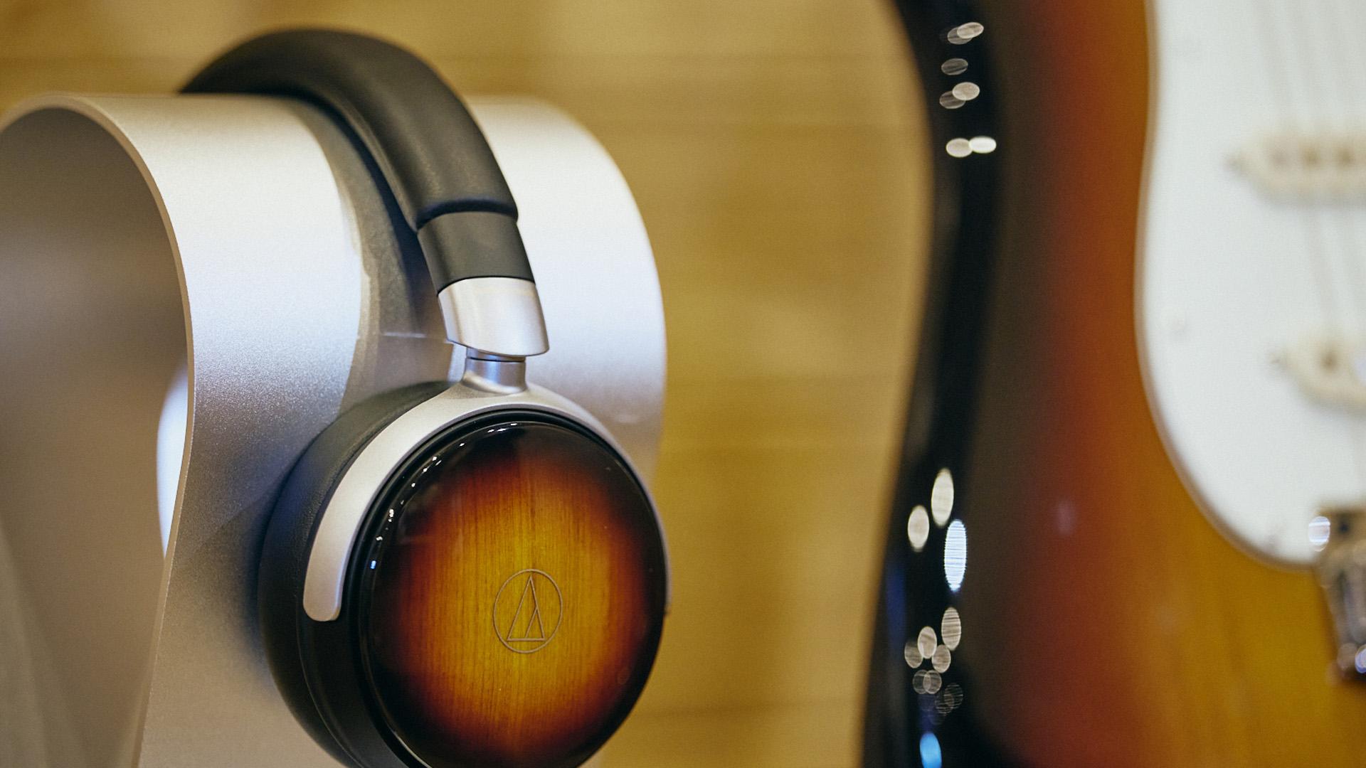 Audio-Technica ATH-WP900SE: Nye hodetelefoner i begrenset opplag med ekte gitar-finish