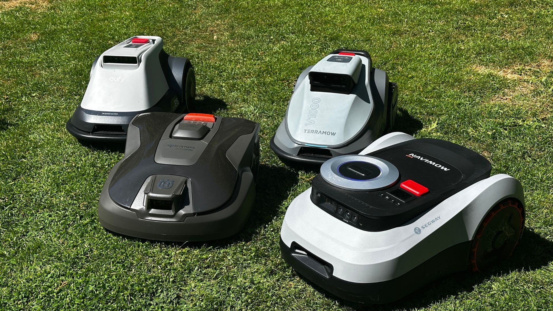 4 robotgressklippere uten kanttråd (2026) 10 4 robotplæneklippere uden kanttråd (2026)