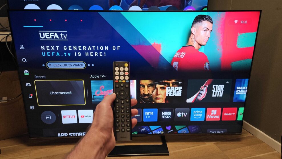 Hisense U77SE 2